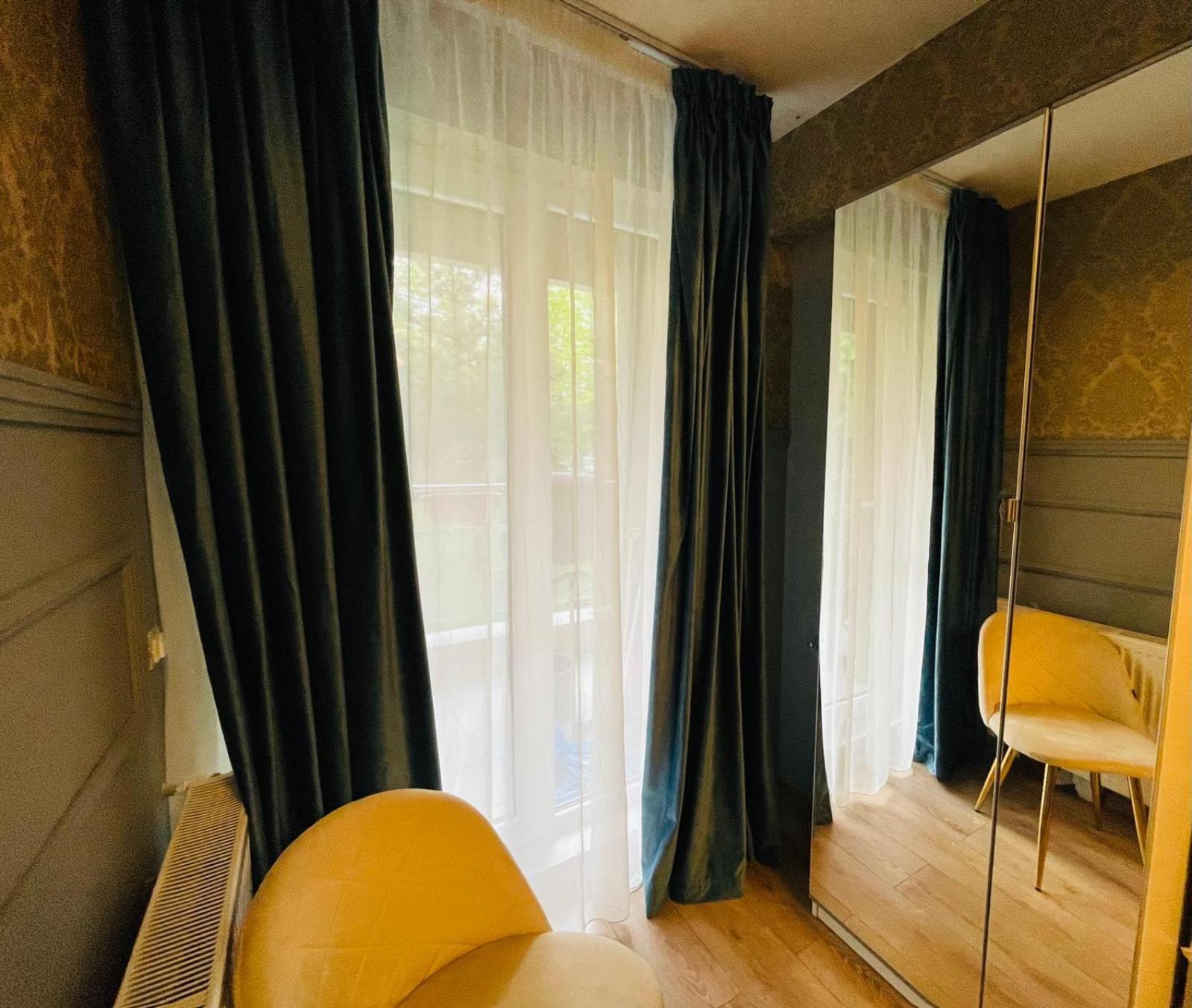 Airplane Residence 1 奥托佩尼 客房 照片